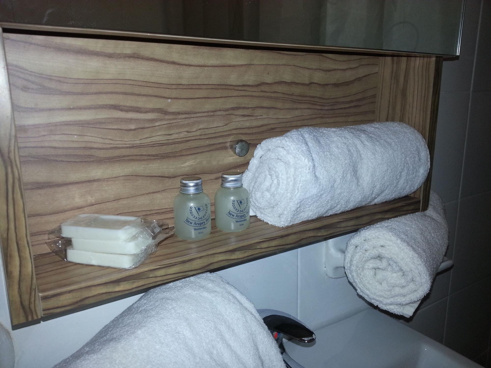 New Arapey Hotel Montevideo Luaran gambar